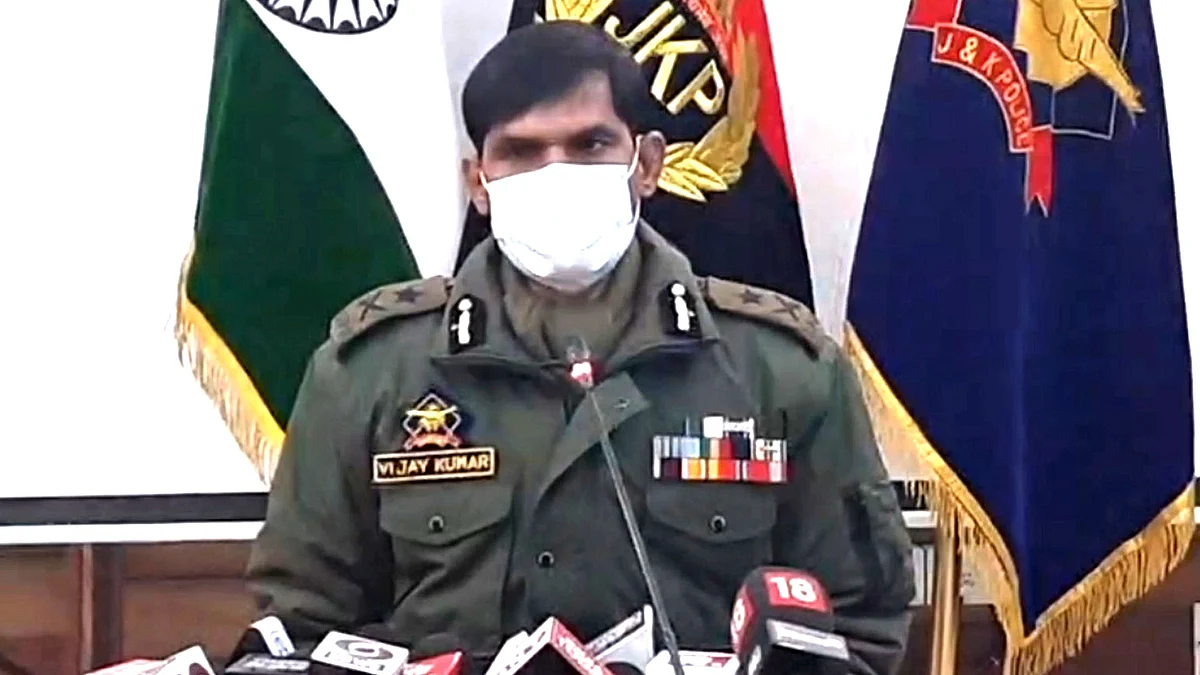 انسپکٹر جنرل وجے کمار، تصویر یو این آئی