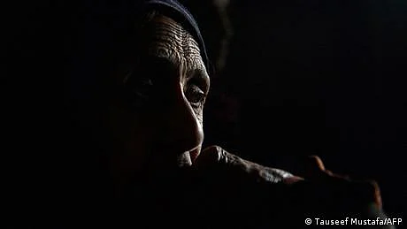 پاکستان: والد نے اپنی تین بیٹوں کو قتل کر دیا