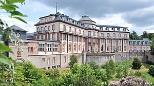 قزاقستان کے سابق صدر کے خاندان کے جرمنی میں قیمتی اثاثے