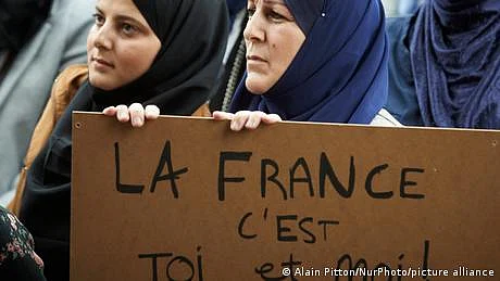 فرانسیسی انتخابات میں اسلام پر تنقید کا بڑھتا ہوا رجحان