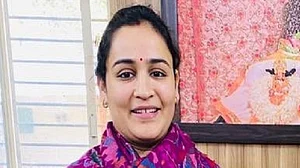 یوپی انتخابات: اپرنا یادو نے اٹاوہ میں نہیں ڈالا ووٹ