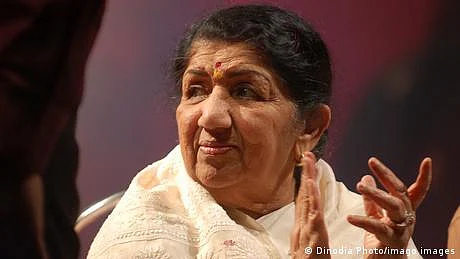 سُروں کا ایک عہد تمام ہوا