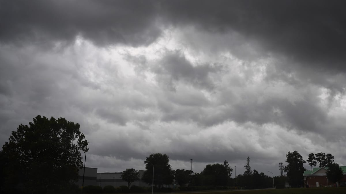 طوفان، علامتی تصویر آئی اے این ایس