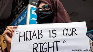 ممبئی کے ایک کالج میں پھر حجاب تنازعہ، مسلمانوں میں ناراضگی