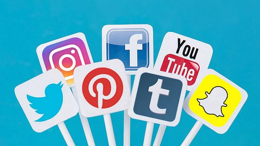 سوشل میڈیا، فائل تصویر آئی اے این ایس