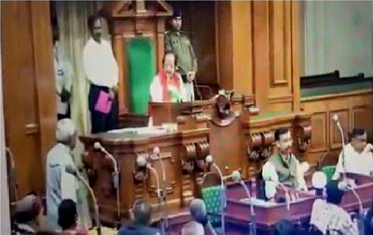 بہار اسمبلی میں اسپیکر وجے سنہا اور وزیر اعلیٰ نتیش کمار میں خوب ہوئی ’تو تو، میں میں‘