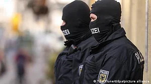 جرمنی: نیو نازی گروپوں کے خلاف ملک گیر چھاپے