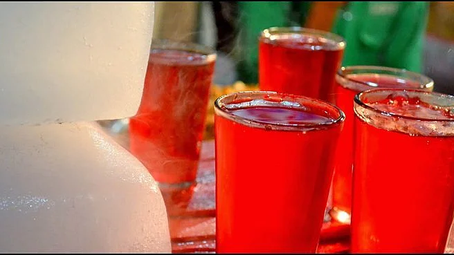 <div class="paragraphs"><p>شربت / علامتی تصویر</p></div>