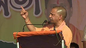 وزیر اعلی یوگی کے دفتر کا ٹوئٹر ہینڈل ہیک، ایک کے بعد ایک ٹویٹس