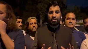 پاکستان کی قومی اسمبلی کے سابق ڈپٹی اسپیکر قاسم سوری پر حملہ