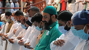 نماز، تصویر آئی اے این ایس