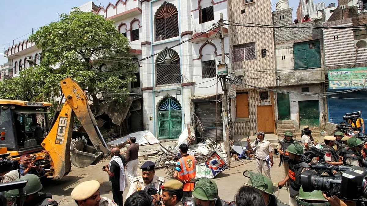 مسجد جہانگیر پوری، تصویر ویپن
