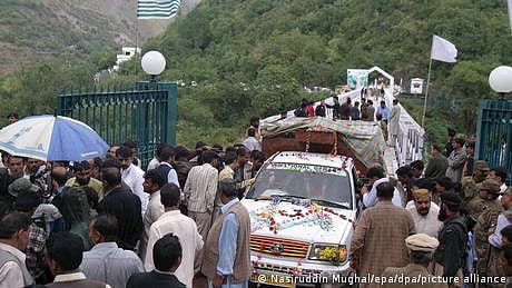 کشمیری تاجروں کا پاکستان کے ساتھ سرحد پار تجارت دوبارہ کھولنے کا مطالبہ