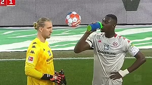 تصویر ویڈیو گریب