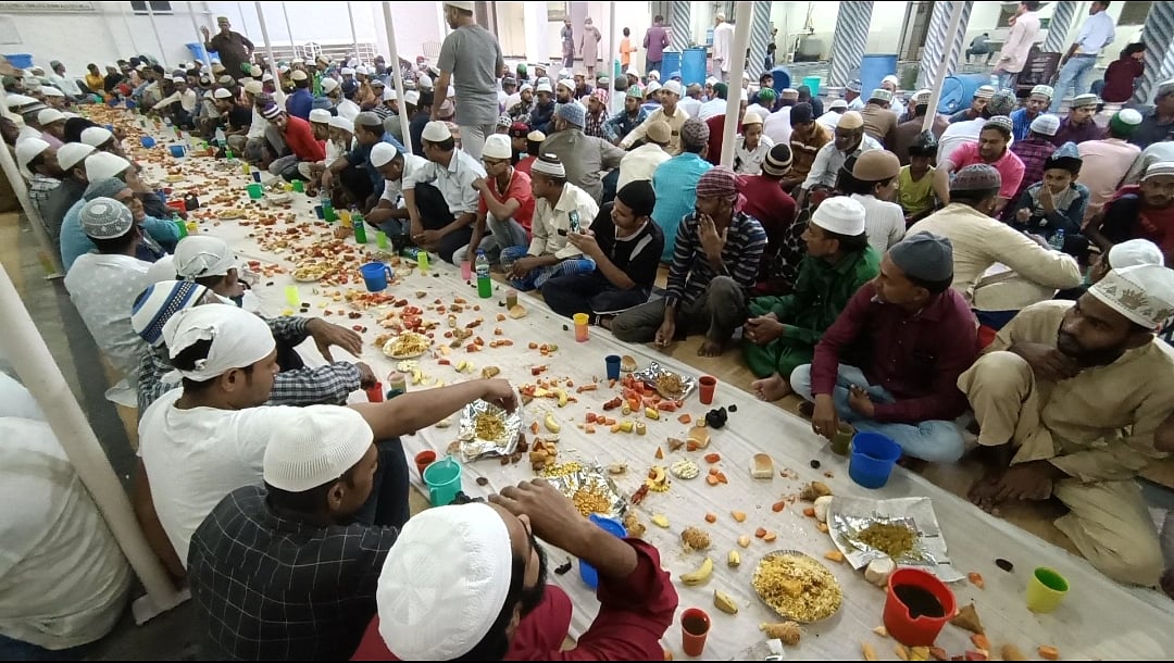دو سال بعد ممبئی میں رمضان کی رونقیں لوٹ آئیں، مسلم علاقوں میں نظارہ قابل دید
