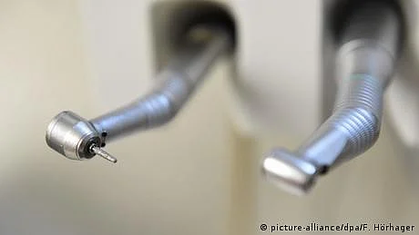 مریض دوران علاج ڈینٹسٹ کی ڈرل کا ایک حصہ نگل گیا