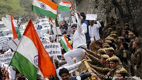 بغاوت قانون پر مودی حکومت کا اچانک یوٹرن