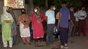 دہلی کے ویلکم علاقہ میں فرقہ وارانہ کشیدگی، پولیس نے 20 لوگوں کو حراست میں لیا