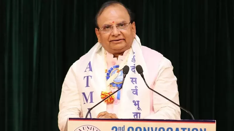 ونے سکسینہ / تصویر ٹوئٹر / @CHAIRMANKVIC
