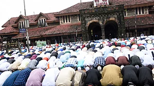 مہاراشٹر: لاؤڈ اسپیکر تنازعہ کے درمیان خوشی سے منائی گئی عید