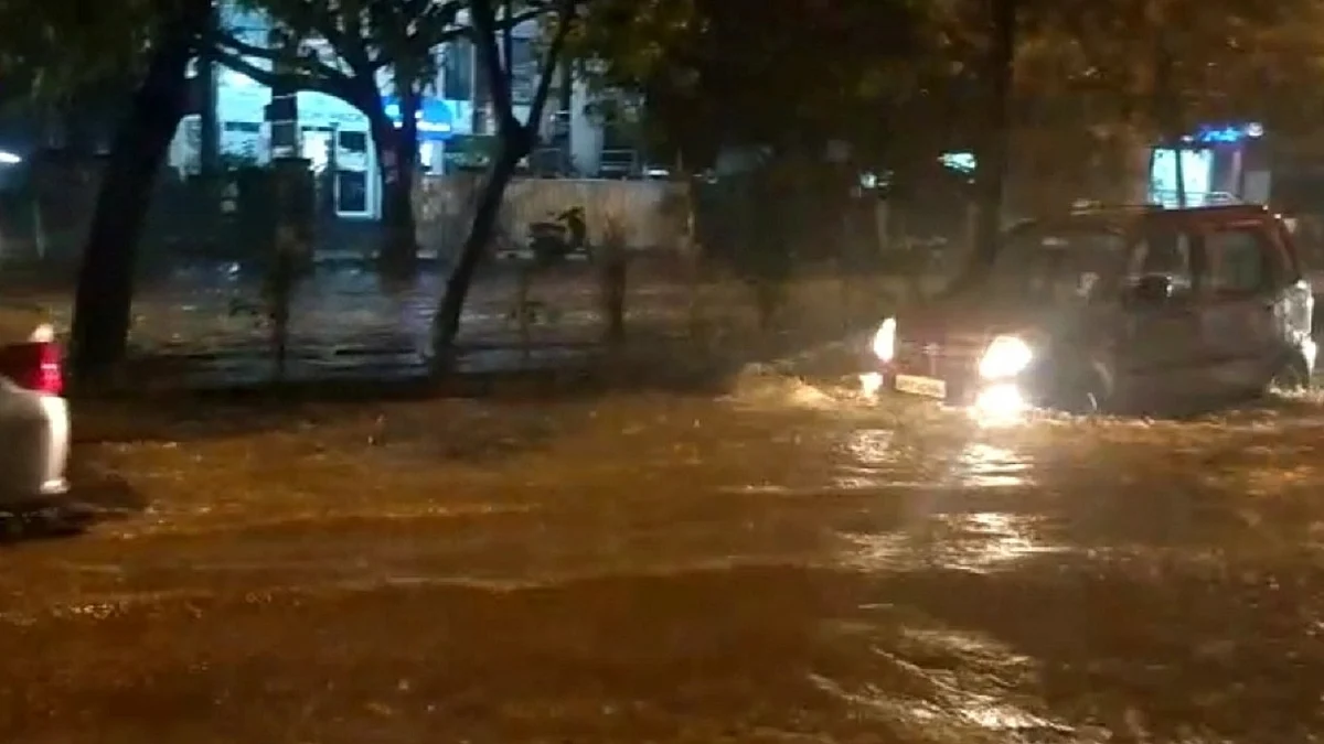 زوردار بارش، تصویر آئی اے این ایس