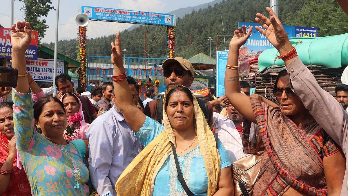 امرناتھ یاترا کا پہلا جتھہ روانہ / یو این آئی