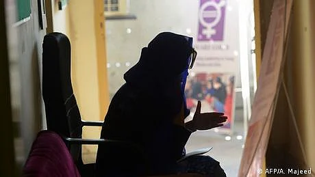 خاندانی منصوبہ بندی کس کی ذمہ داری ، شوہر یا  بیوی کی؟