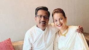 آئی اے ایس ٹینا ڈابی اور ڈاکٹر پردیپ گوانڈے