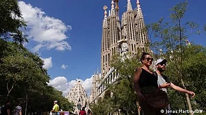 لوگوں کو اسپین جا نے کا موقع، اسپین کو افرادی قوت کی ضرورت