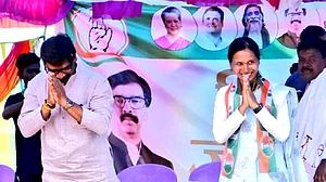 جھارکھنڈ: کانگریس کی شلپی نیہا ترکی نے گنگوتری کجور کو دی شکست