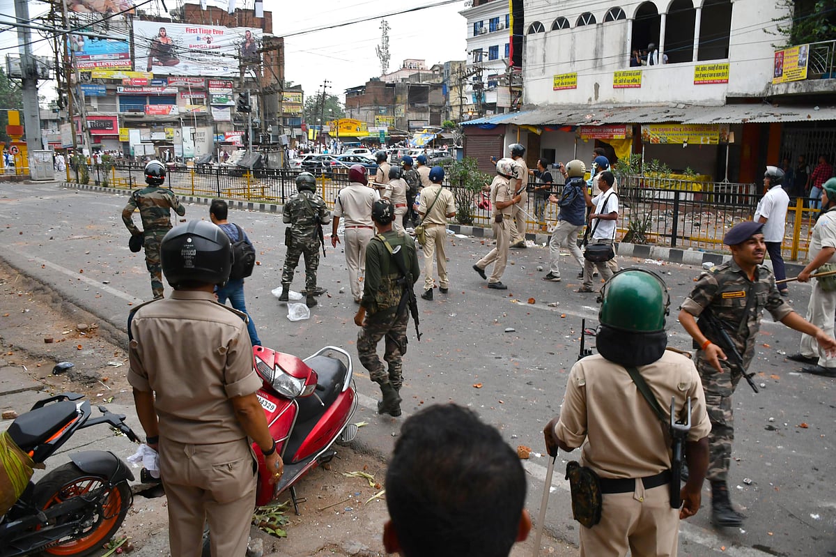 توہین رسالت کے خلاف احتجاج: رانچی میں زخمی 2 افراد فوت، یوپی میں 200 سے زیادہ مظاہرین گرفتار