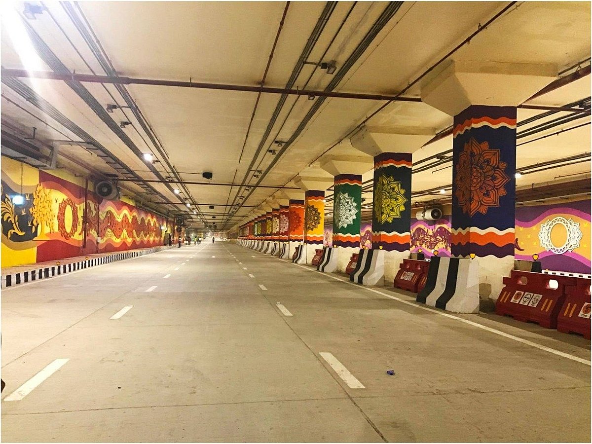 وزیر اعظم مودی نے پرگتی میدان میں ٹنل روٹ کا افتتاح کیا