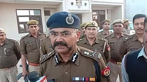 جمعہ کو ہوئے پرتشدد واقعہ میں ملوث پریاگ راج سمیت دیگر اضلاع سے 304 مشتبہ افراد گرفتار: پرشانت کمار