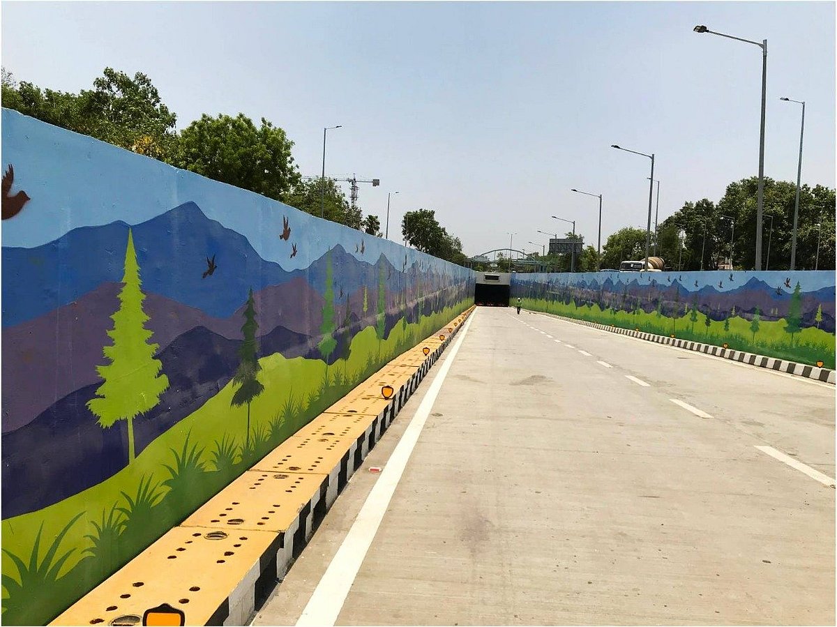 وزیر اعظم مودی نے پرگتی میدان میں ٹنل روٹ کا افتتاح کیا