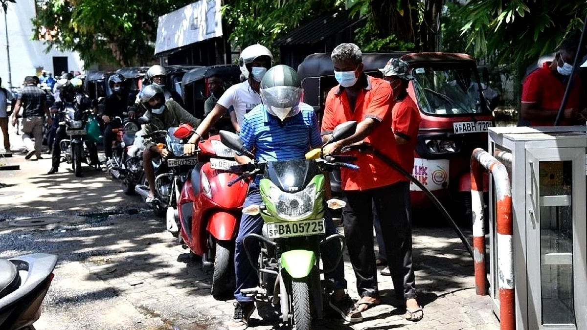 پٹرول پمپ، سری لنکا، تصویر آئی اے این ایس