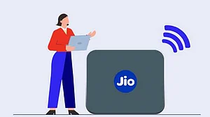 جیو صارفین نے کی تاریخ رقم، ایک ماہ میں 10 ارب جی بی ڈیٹا کیا استعمال