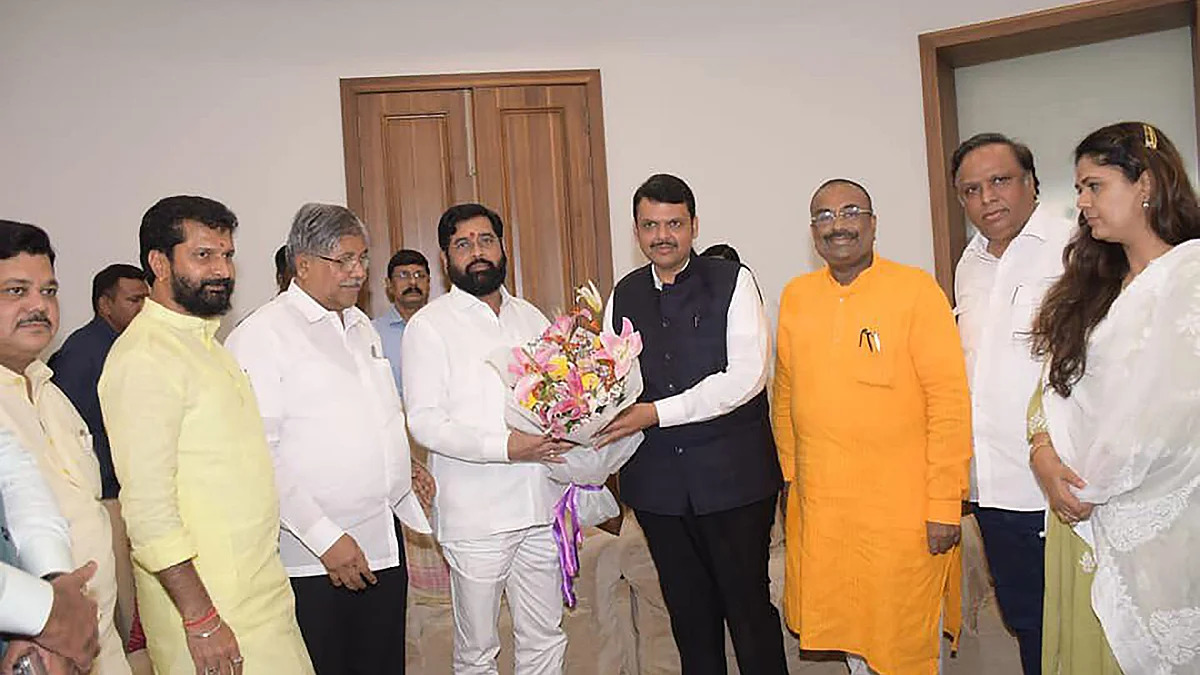 ایکناتھ شندے، فڈنویس / یو این آئی