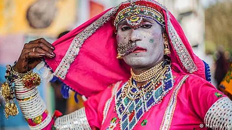 خواجہ سراؤں کی شناخت کا سفر