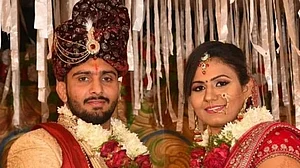 ریسلر پوجا سہاگ و اس کے شوہر اجے نندل