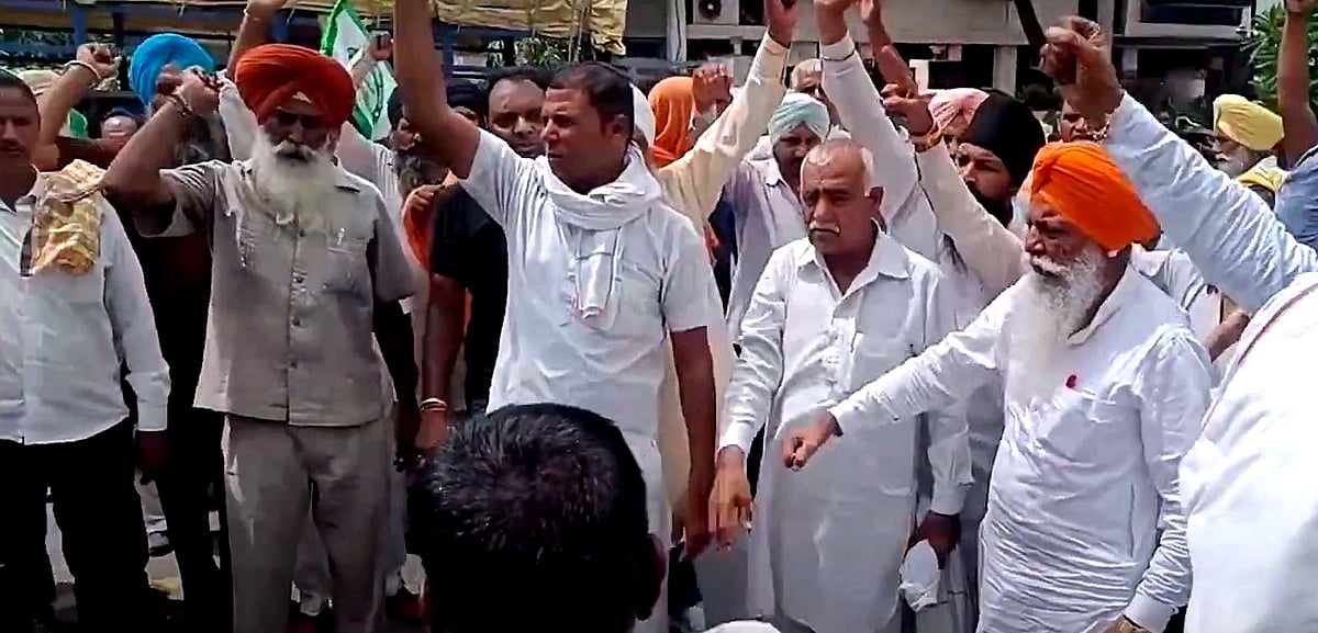 ہریانہ: سینکڑوں کسانوں نے وزیر تعلیم کی رہائش کا کیا گھیراؤ، دو روزہ دھرنا شروع