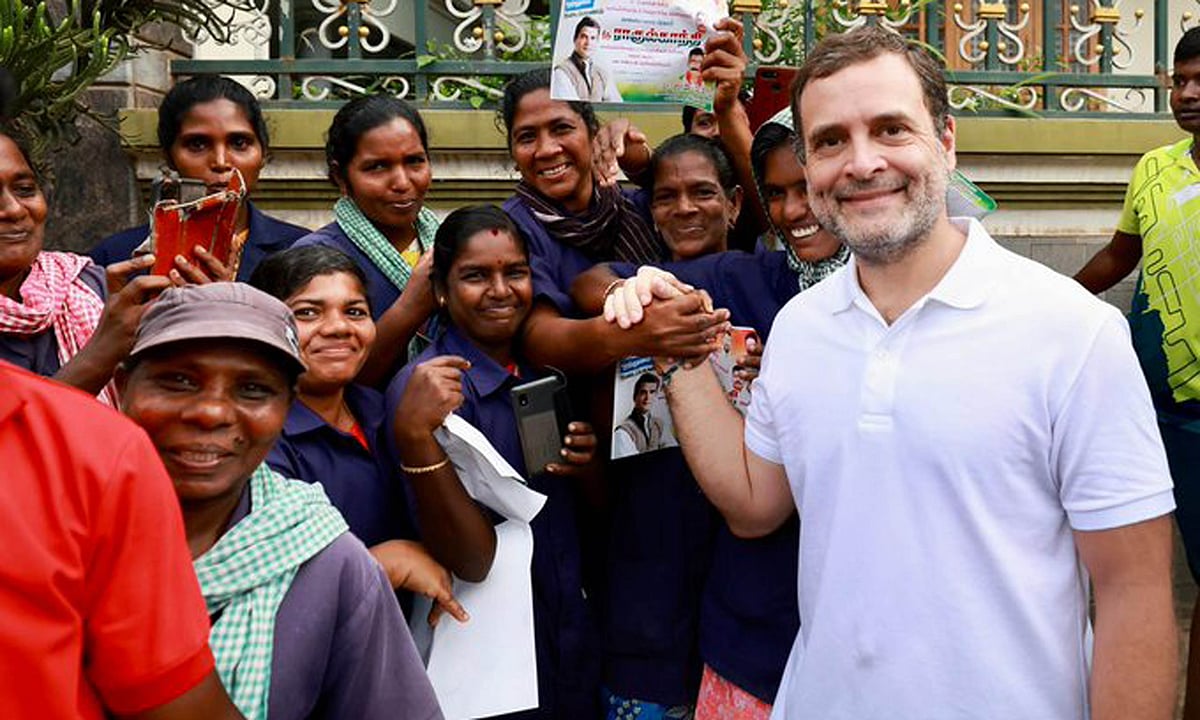 بھارت جوڑو یاترا: لوگوں میں زبردست جوش و خروش، سول سوسائٹی کے علاوہ بڑی تعداد میں خواتین اور بچوں کی شرکت