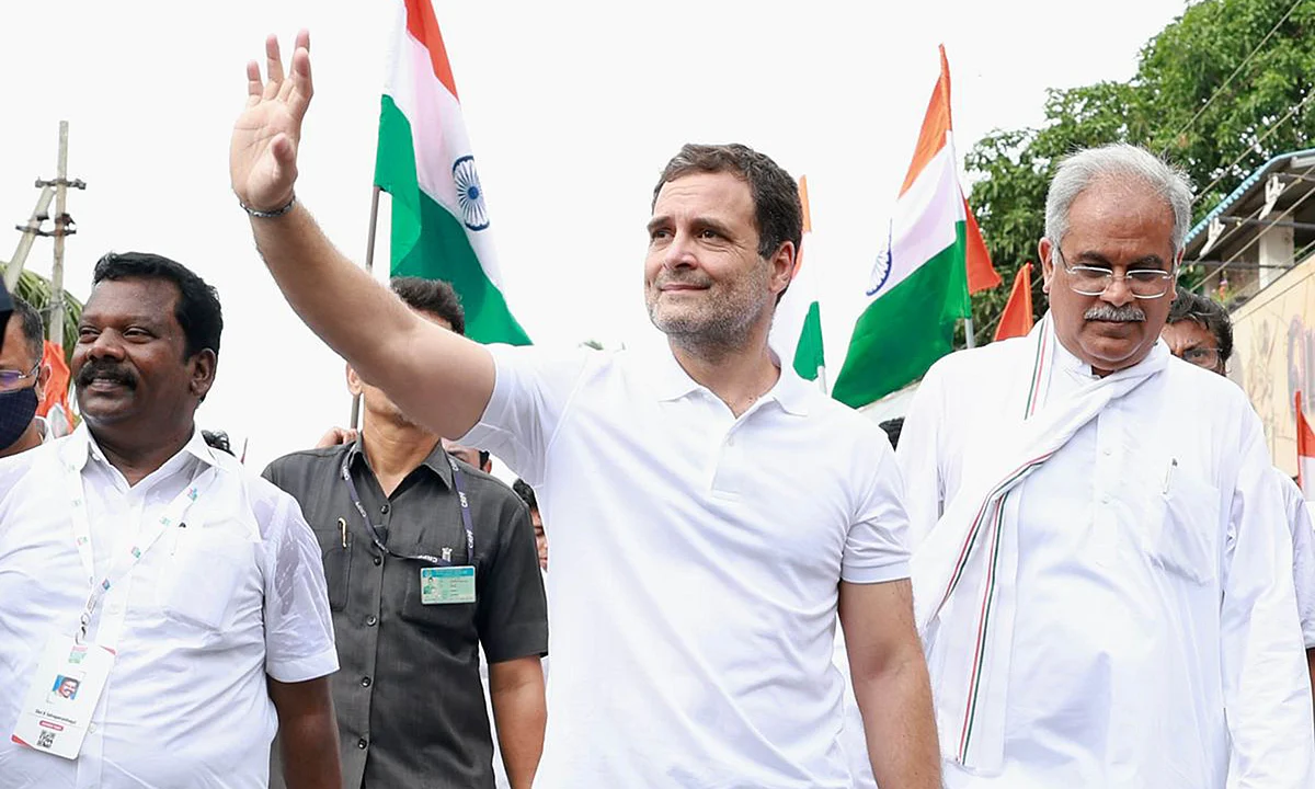 راہل گاندھی کی سادگی اور ایمانداری سر چڑھ کر بول رہی ہے