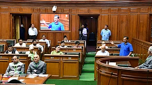 دہلی اسمبلی میں زوردار ہنگامہ، 5 بی جے پی اراکین اسمبلی معطل