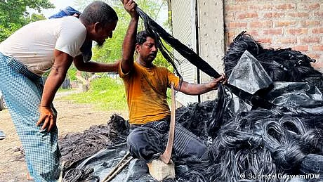 بھارت: مسلمانوں کی آمدن غیر مسلموں سے کم کیوں ہے؟