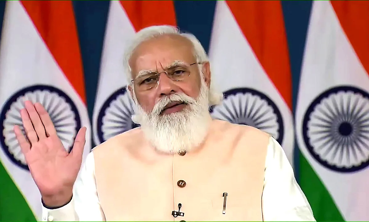 گجرات اسمبلی انتخاب: شکست کے خوف سے پی ایم مودی خود کو بے چارہ ظاہر کرنے میں مصروف!