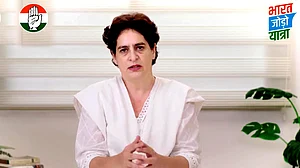 بھارت جوڑو یاترا: پرینکا گاندھی نے جاری کیا ویڈیو پیغام ’یہ پیار بھری اور مثبت چیز ہے، سب شرکت کریں‘