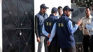 پی ایف آئی پر پھر چھاپے، شاہین باغ میں دبش، جامعہ میں دفعہ 144 نافذ