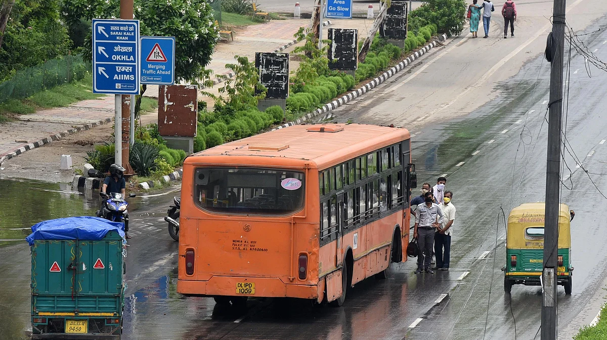 ڈی ٹی سی بس کی فائل تصویر / Getty Images