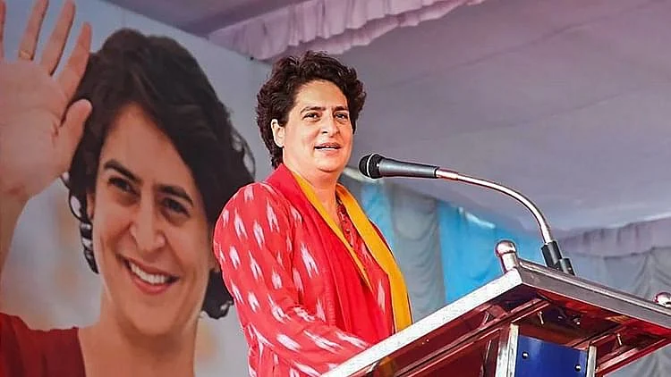 ہماچل پردیش اسمبلی انتخاب: پرینکا گاندھی سولن سے پھونکیں گی انتخابی بگل، کانگریس کے ذریعہ اعلانات کی بارش