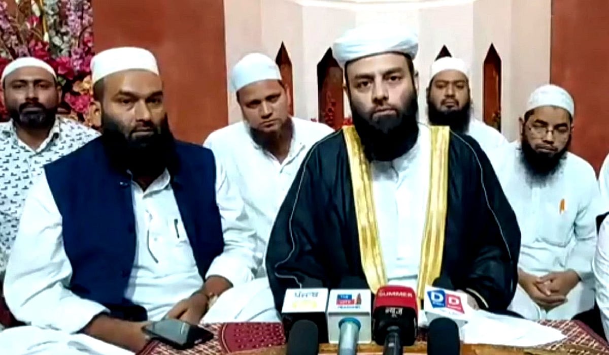 بمقصد حج کیرالہ سے پیدل مکہ کی طرف بڑھ رہے شہاب چتور کا قدم پاکستان نے روکا، پنجاب کے شاہی امام کا شدید رد عمل